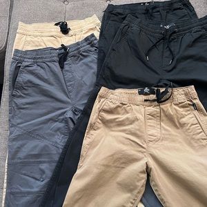 Hollister Men’s Joggers Lot size Small